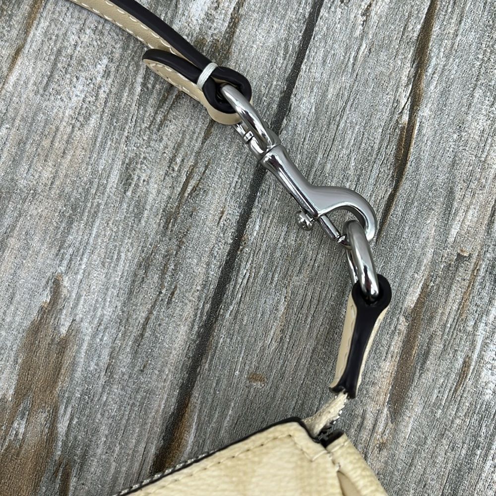 Coach Nolita 19 In Signature Canvas Butter Yellow Shoulder Bag Purse - Picture 6 of 10